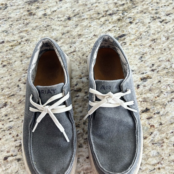 Ariat Hilo’s - Picture 5 of 10